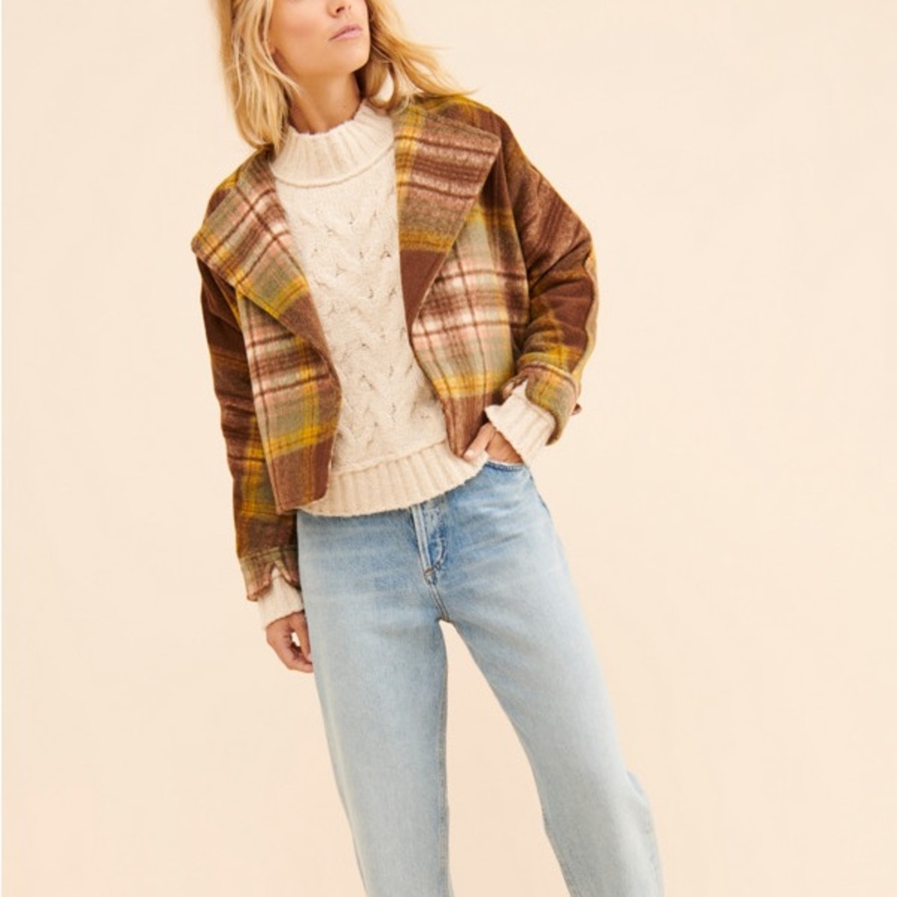 Greylin Dasia Oversized Cropped Jacket in a Multi-color plaid - Picture 4 of 13